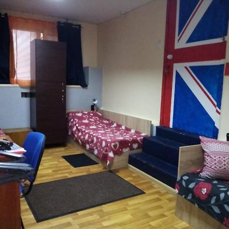 Нау Гостиница Kiev Eksteriør bilde